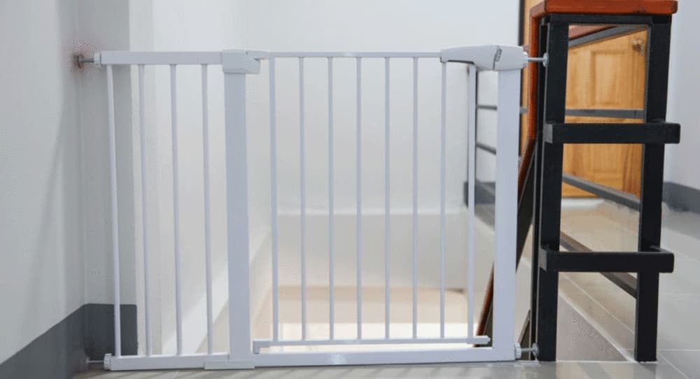 The Best Extendable Dog Gate Choices